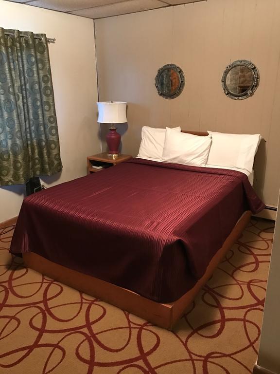 Lakeview MotelTwo Rivers エクステリア 写真